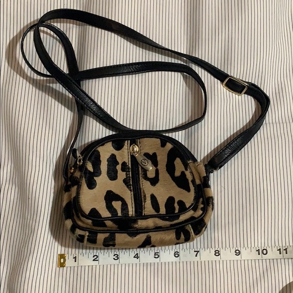 Valentina Handbags - Valentina little crossbody bag .